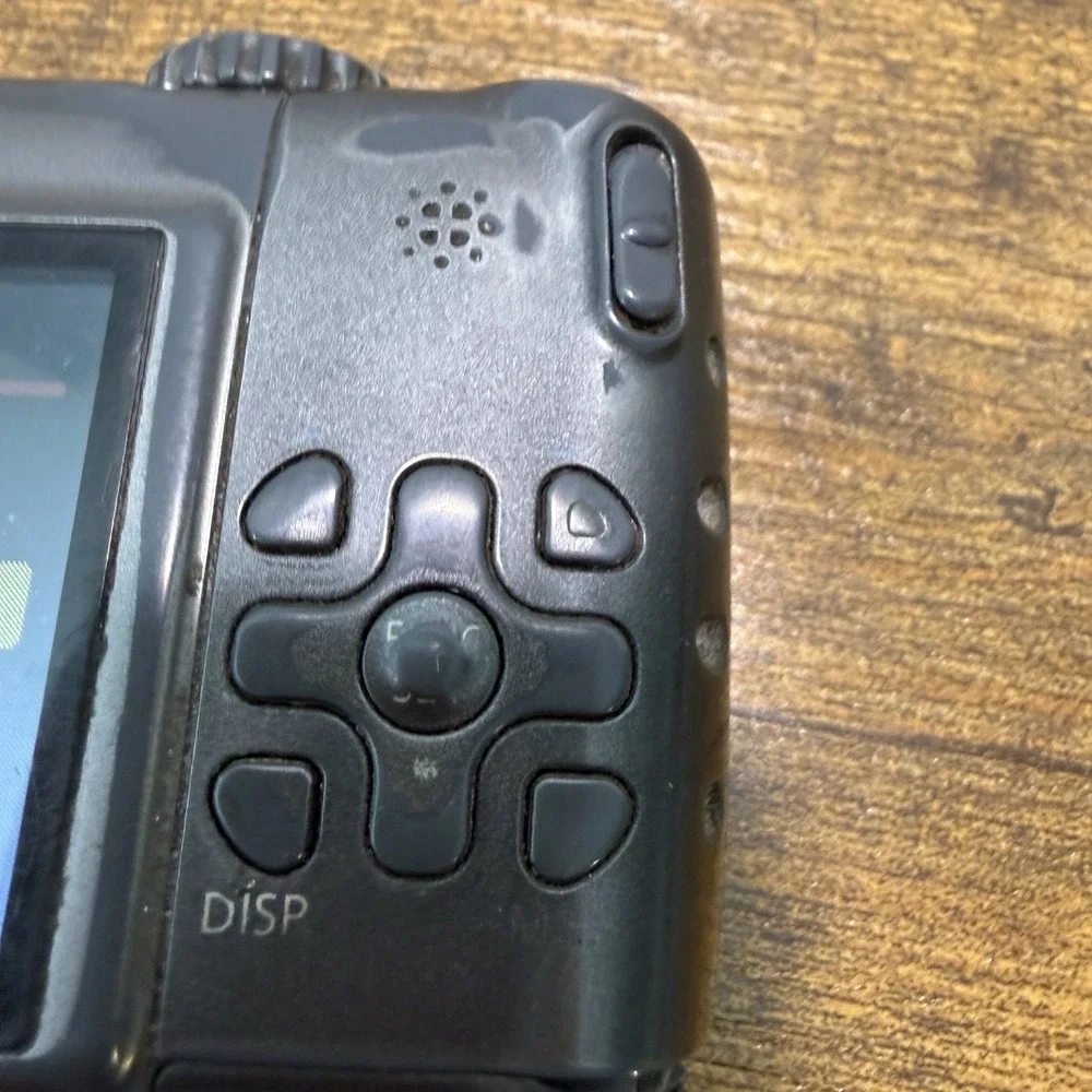 Canon PowerShot A590  8.0MP Digital Camera For Parts or Repair‎ *See Description